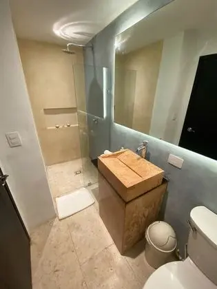 Premium Tek Büyük Yataklı Oda, 2 Çift Kişilik Yatak, Penceresiz