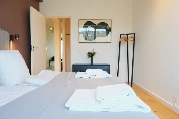 2 bedroom spacious apartment for 6