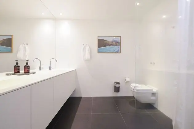 2 bedroom spacious apartment for 6