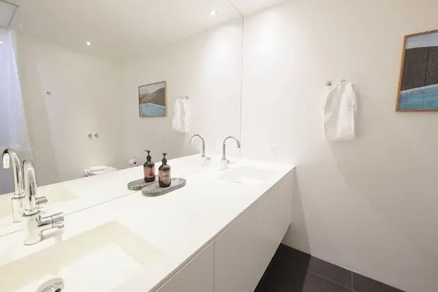 2 bedroom spacious apartment for 6