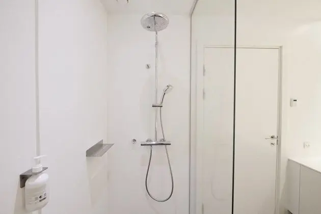2 bedroom spacious apartment for 6