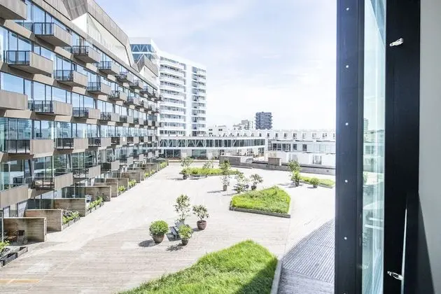 Atelier harbour view