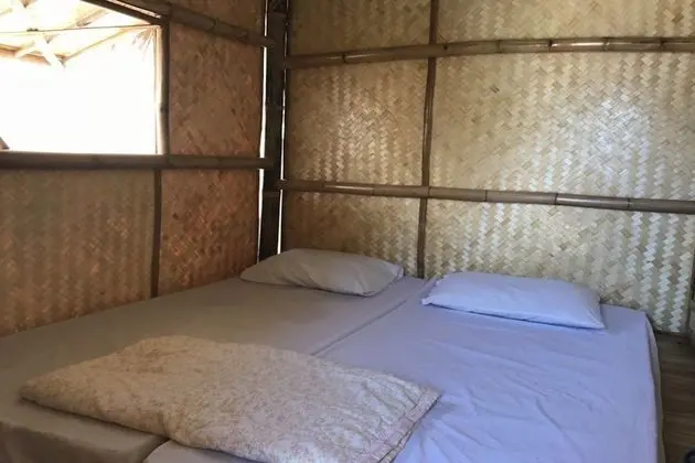 Standard Room with Fan and Share Bathroom