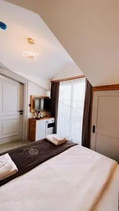 Jakuzili ve Teraslı Oda, Deniz Manzaralı, Jakuzili ve Teraslı