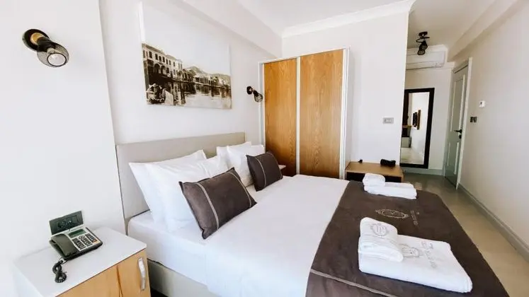 Standart Oda, Deniz Manzaralı, Balkonlu