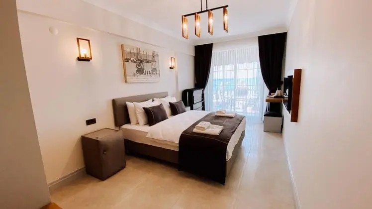 Standart Oda, Deniz Manzaralı, Balkonlu
