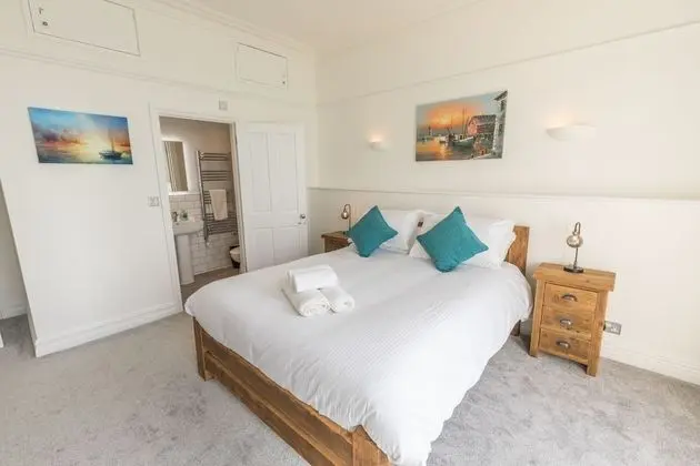 Luxury Apart Daire, Banyolu/Duşlu, Deniz Manzaralı (Pier View Apartment)