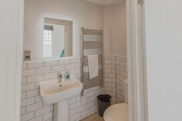 Luxury Apart Daire, Banyolu/Duşlu, Deniz Manzaralı (Pier View Apartment)