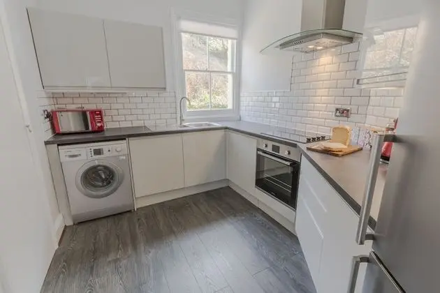 Luxury Apart Daire, Banyolu/Duşlu, Deniz Manzaralı (Pier View Apartment)