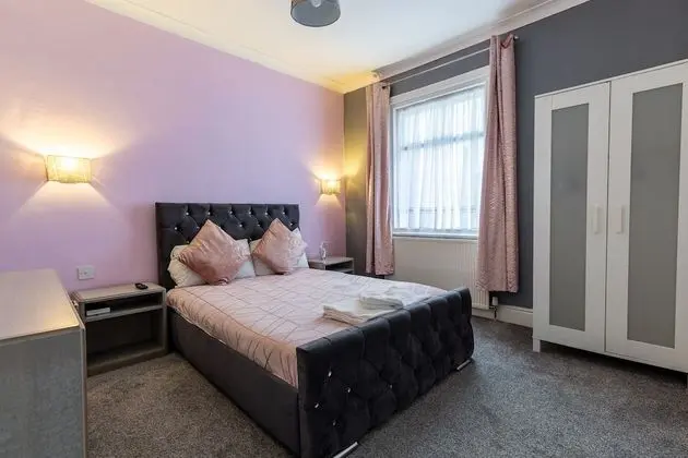 Deluxe Tek Büyük Yataklı Oda, Banyolu/Duşlu