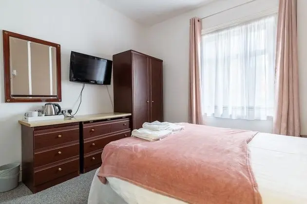 Standard Tek Büyük Yataklı Oda, Banyolu/Duşlu