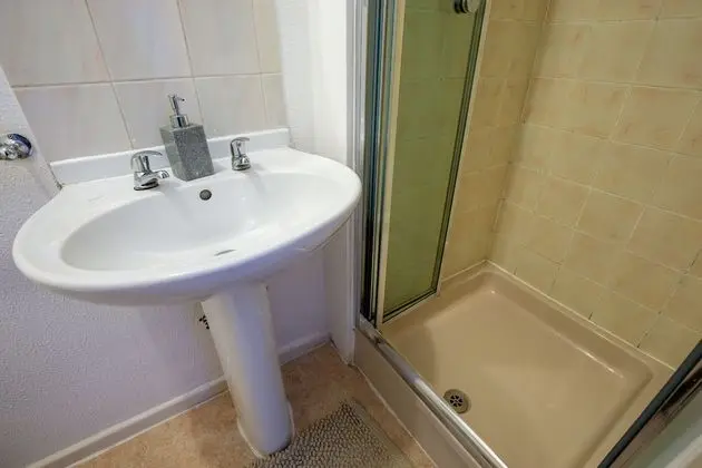 Standard Tek Büyük Yataklı Oda, Banyolu/Duşlu