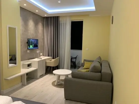 Comfort Tek Büyük Yataklı Oda