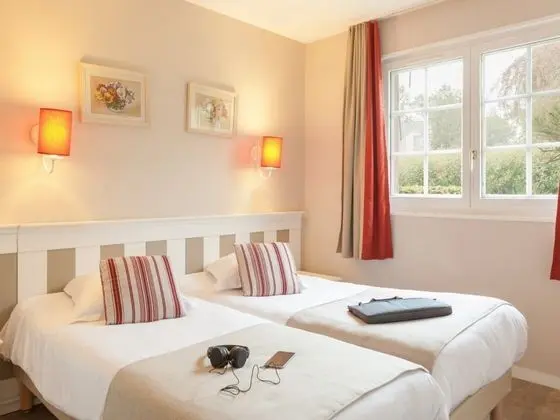 Ev Superior One Bedroom