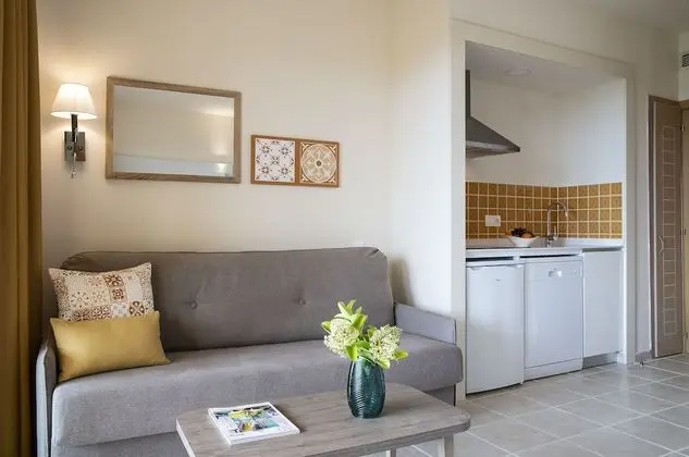 Standard Apart Daire, 2 Yatak Odası