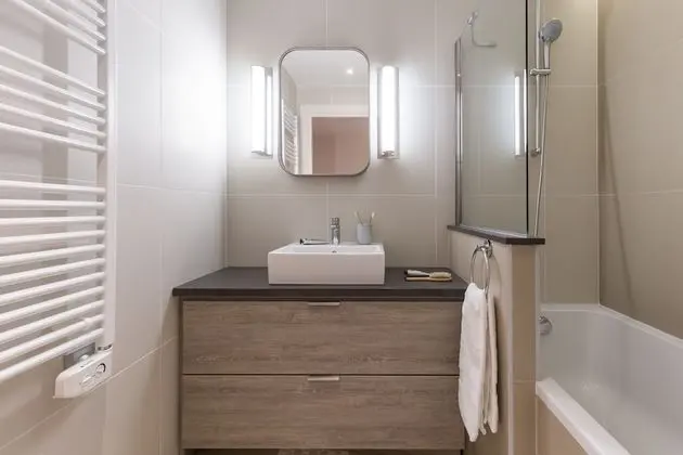 Apart Daire, 2 Yatak Odası, Liman Manzaralı