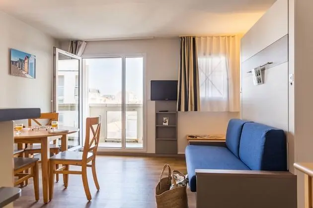 Stüdyo, Balkon