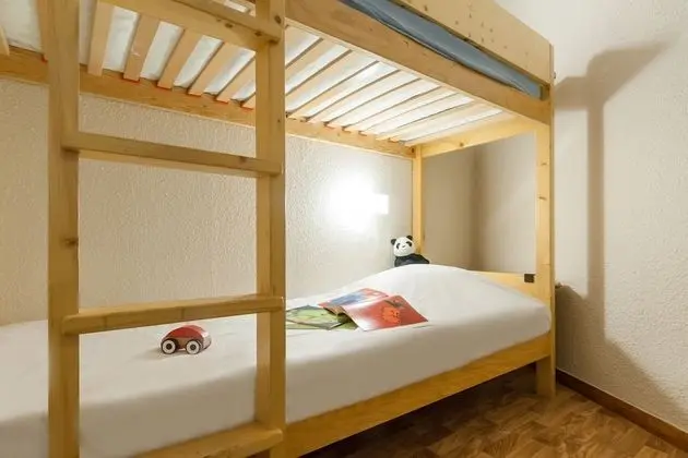 Standard Stüdyo (4 people / 4 personnes)