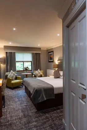 LODGE