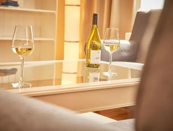 Stüdyo, Göl Manzaralı