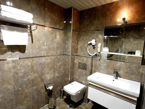Standard Tek Büyük Yataklı Oda