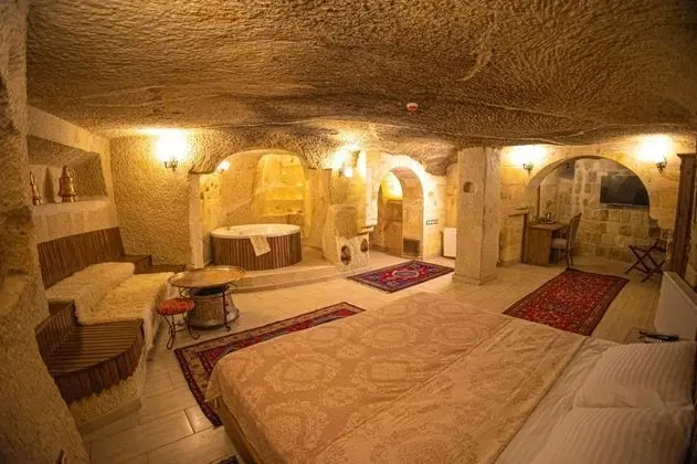 King Cave Suite, , Jakuzili