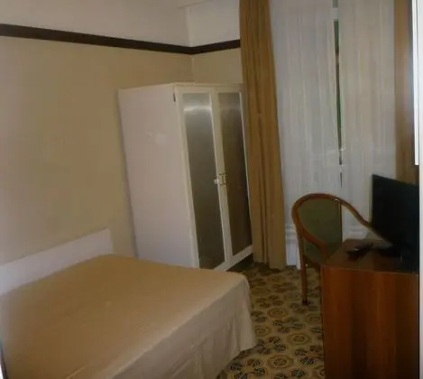 Standard Tek Kişilik Oda