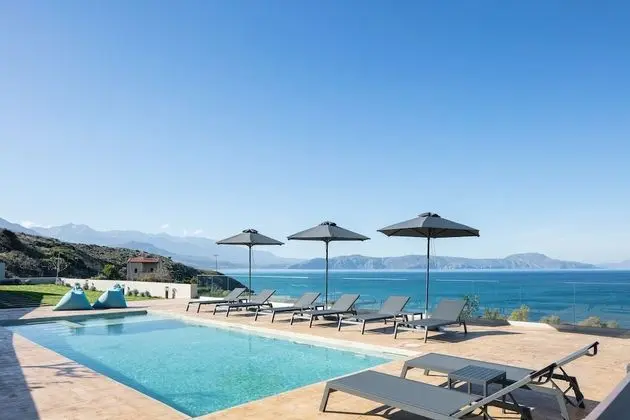 Five Bedroom Villa