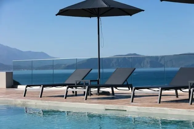 Five Bedroom Villa