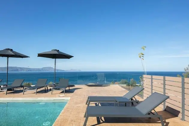 Five Bedroom Villa
