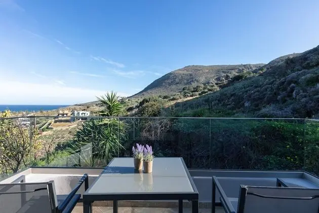 Five Bedroom Villa
