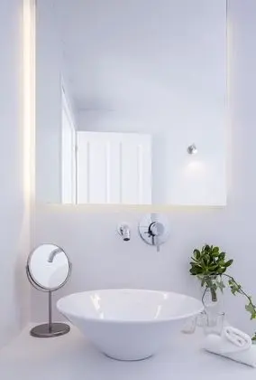 Honeymoon Suite with Heated Jetted Tub and Sea View
