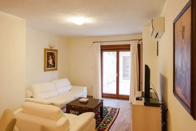 Classic Apart Daire, Deniz Manzaralı