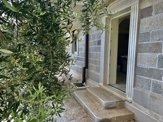 Comfort Tek Büyük Yataklı Oda, Bahçe Manzaralı