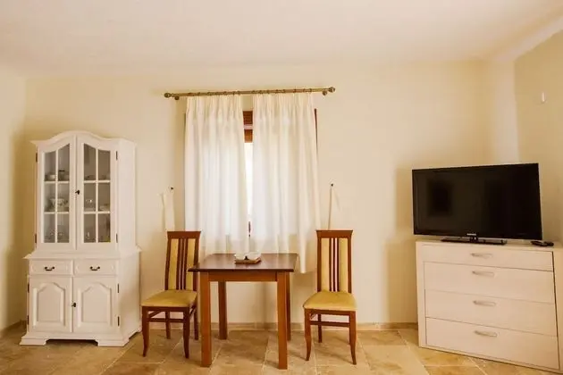 Comfort Tek Büyük Yataklı Oda, Bahçe Manzaralı