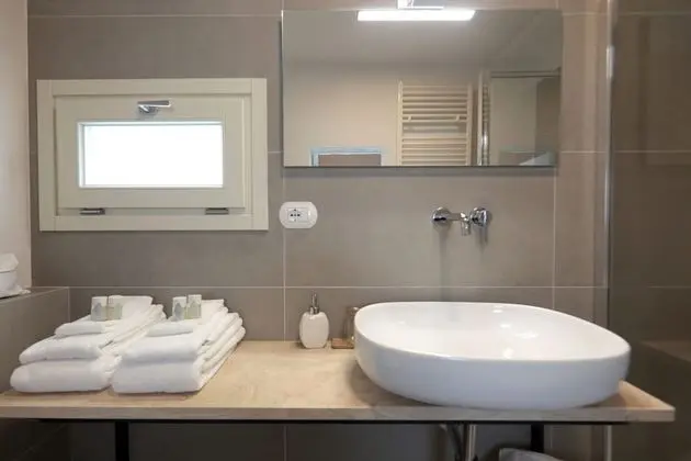 Exclusive Tek Büyük veya İki Ayrı Yataklı Oda, Birden Çok Yatak, Bahçe Manzaralı