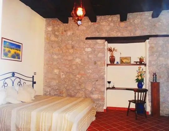 Tek Büyük Yataklı Oda