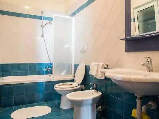 Executive Apart Daire, Banyolu/Duşlu, Deniz Manzaralı