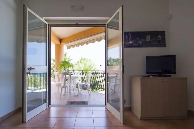 Panoramic Apart Daire, Deniz Manzaralı