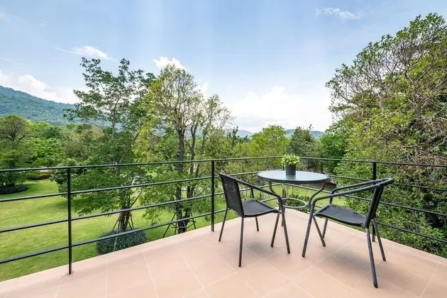 Duplex Twin with Terrace - Mountain View
