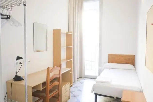Single Room with Private External Bathroom