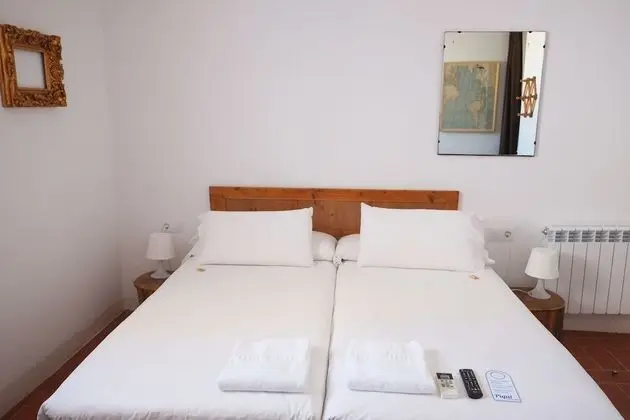 Twin Room with Private Bathroom