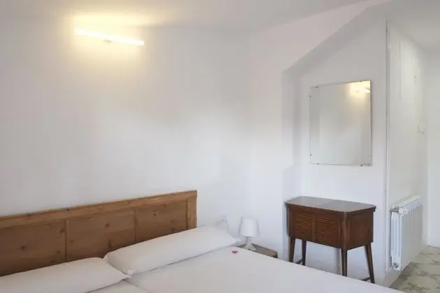 Twin Room with Private Bathroom
