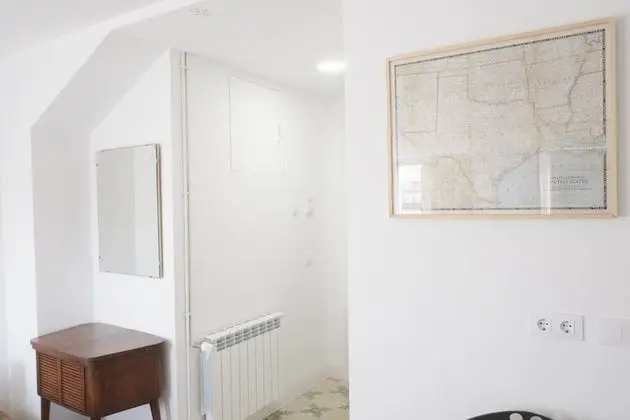 Twin Room with Private Bathroom