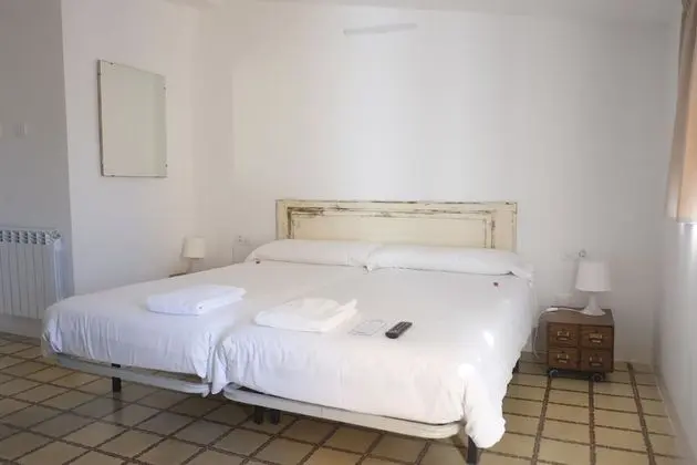 Twin Room with Private Bathroom
