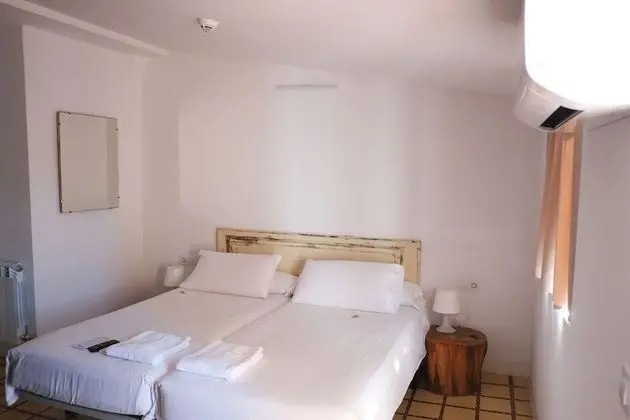 Twin Room with Private Bathroom