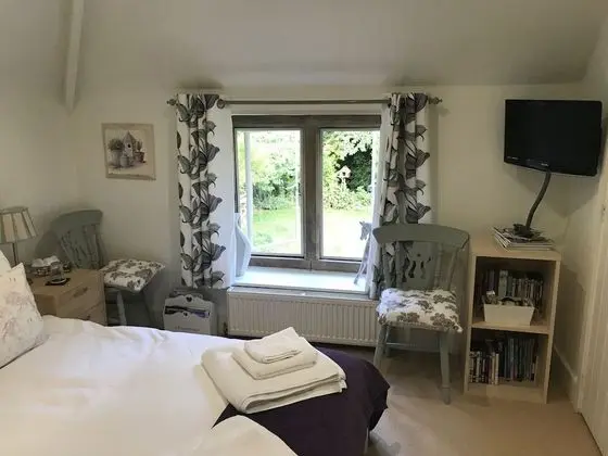 Tek Büyük Yataklı Oda, Bahçe Manzaralı