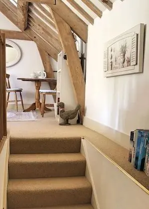 Tek Büyük Yataklı Oda (Duck Room)