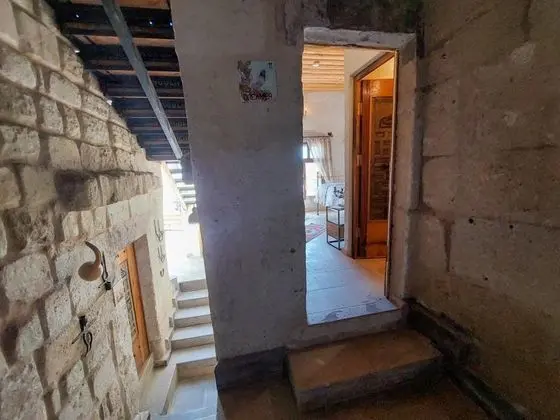 Hezen Oda, Dağ Manzaralı