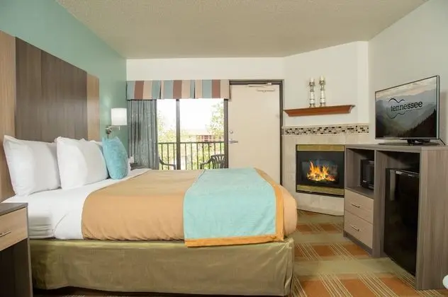 Grand Süit, 1 Yatak Odası, Nehir Manzaralı (Hot tub)